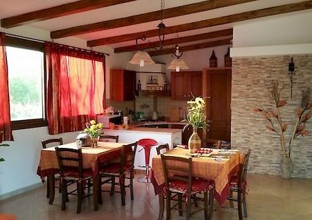 Anthea Dell' Etna Bed & Breakfast Santa Venerina Exterior photo