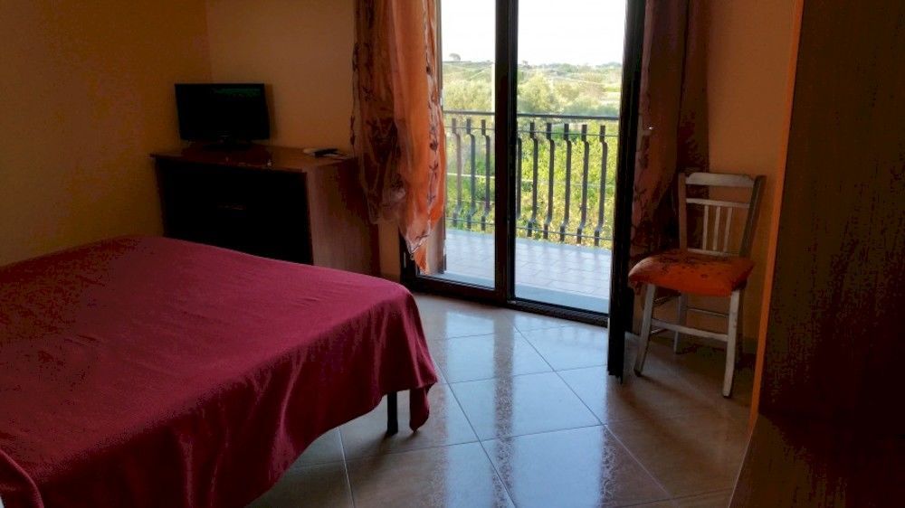 Anthea Dell' Etna Bed & Breakfast Santa Venerina Exterior photo