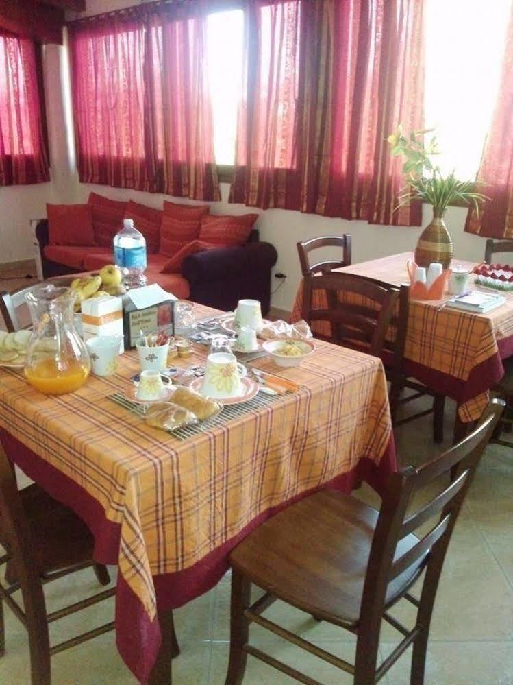 Anthea Dell' Etna Bed & Breakfast Santa Venerina Exterior photo