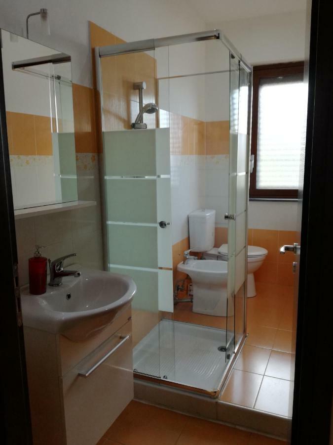 Anthea Dell' Etna Bed & Breakfast Santa Venerina Exterior photo