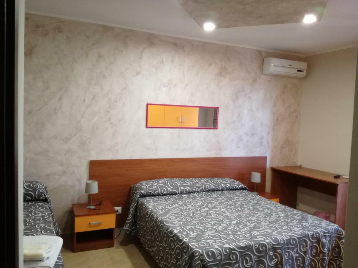Anthea Dell' Etna Bed & Breakfast Santa Venerina Exterior photo